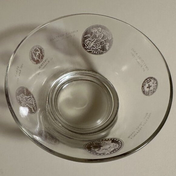 Clear Glass Bowl with Gold Accents - Picture 2 of 16